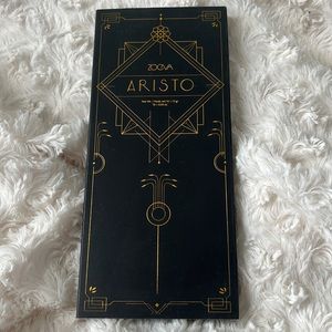 *NWB* Zoeva Aristo Eyeshadow Palette